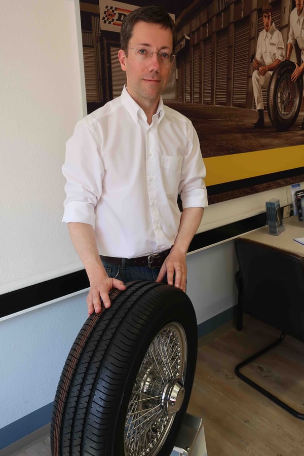 klassische Neue für Autos Reifen