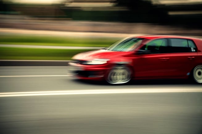 adac-sommerreifen-test-2025-225-40-r18-testfahrzeug-vw-golf